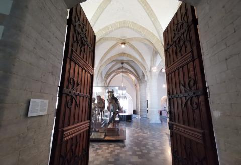 salle d'exposition dans la Porte de Hal